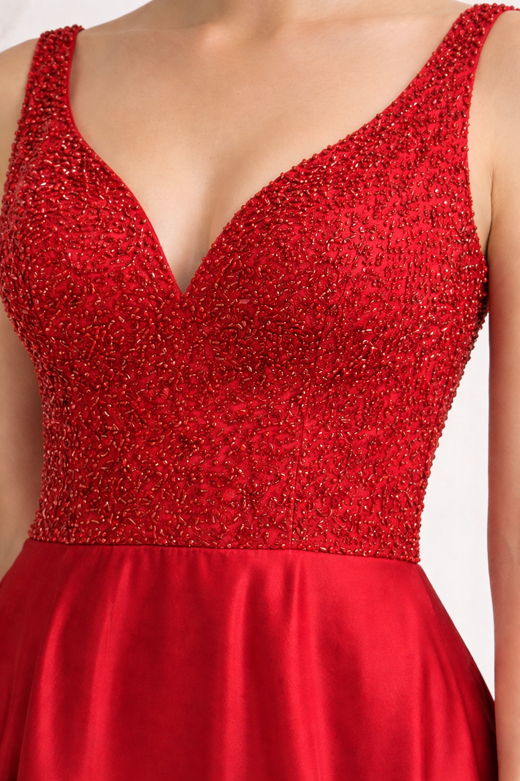 RUBY – Robe de soirée à buste perlé